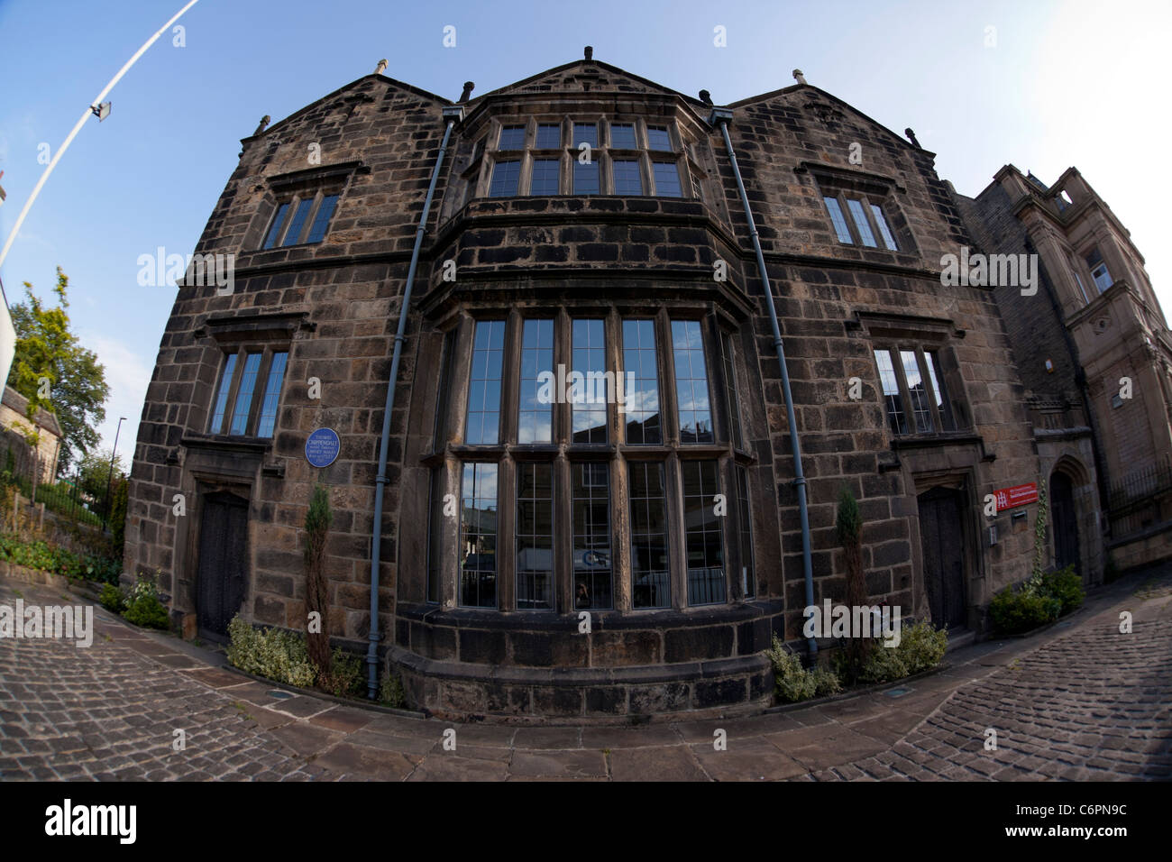 The old Prince Henry's Grammar School in Manor Square, Otley Stock