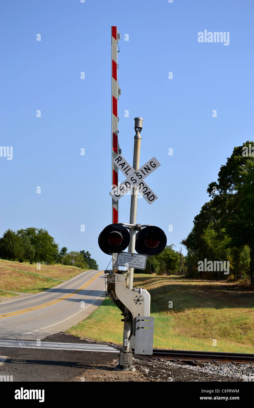 Rail road crossing hires stock photography and images Alamy