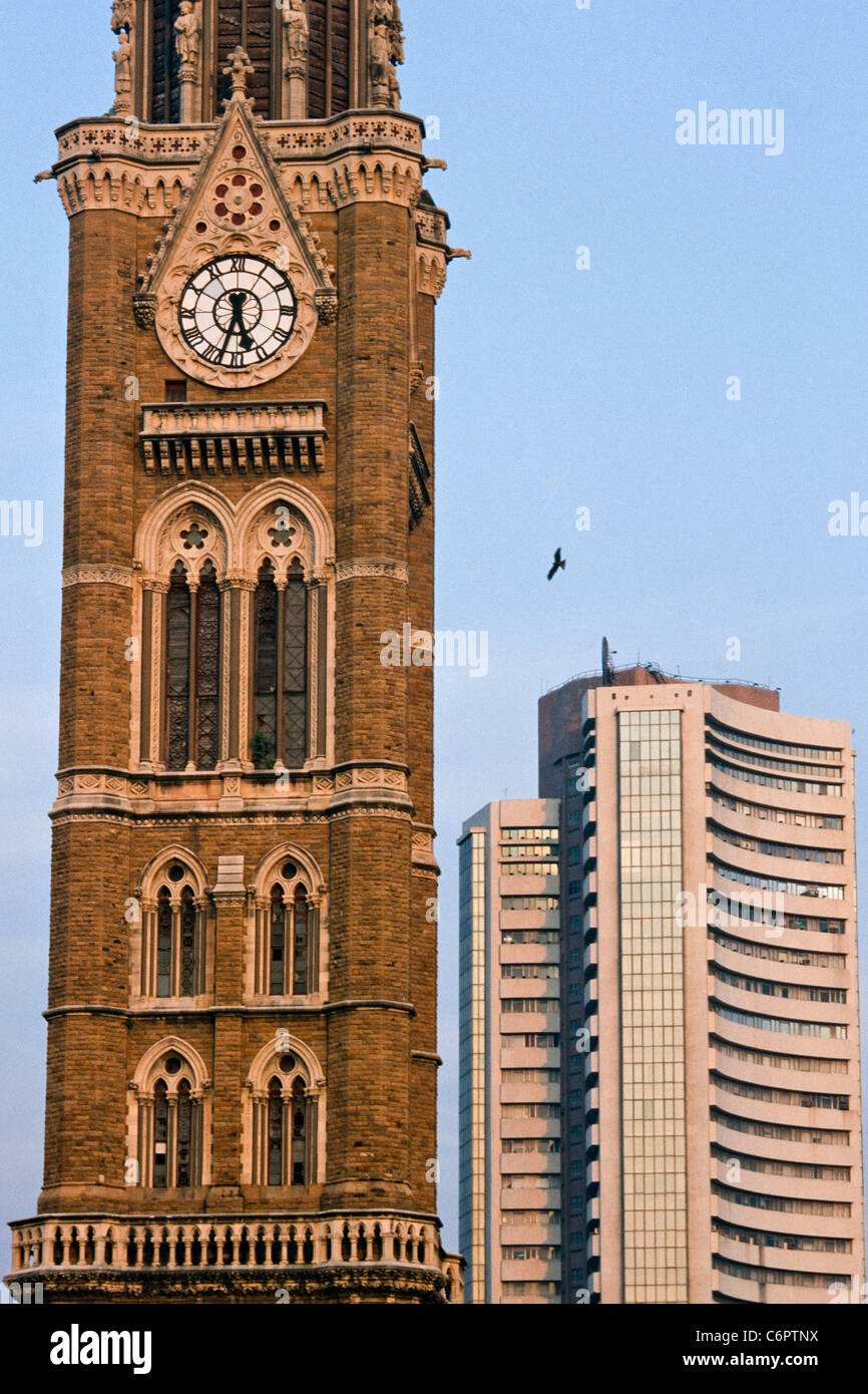 The Rajabai Clock Tower in South Mumbai, India Stock Photo Alamy