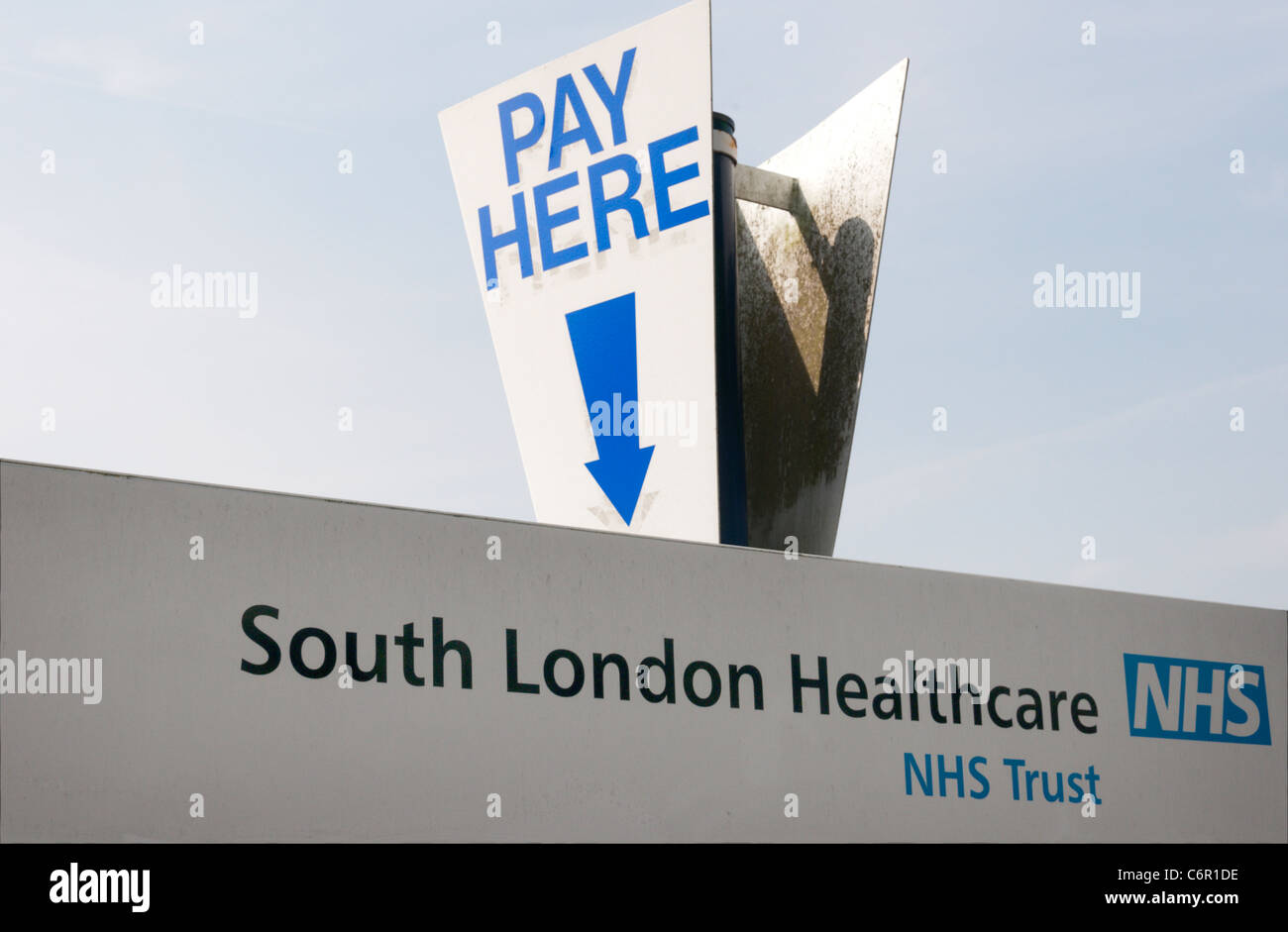 Pay Here sign at Queen Mary's Hospital Sidcup in the South London Healthcare NHS Trust area. Stock Photo