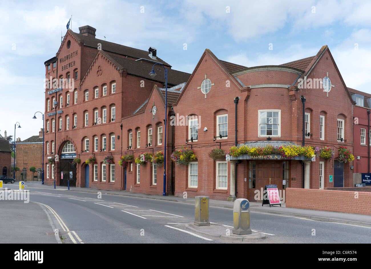 Wadworth Brewery Devizes Stock Photo Alamy