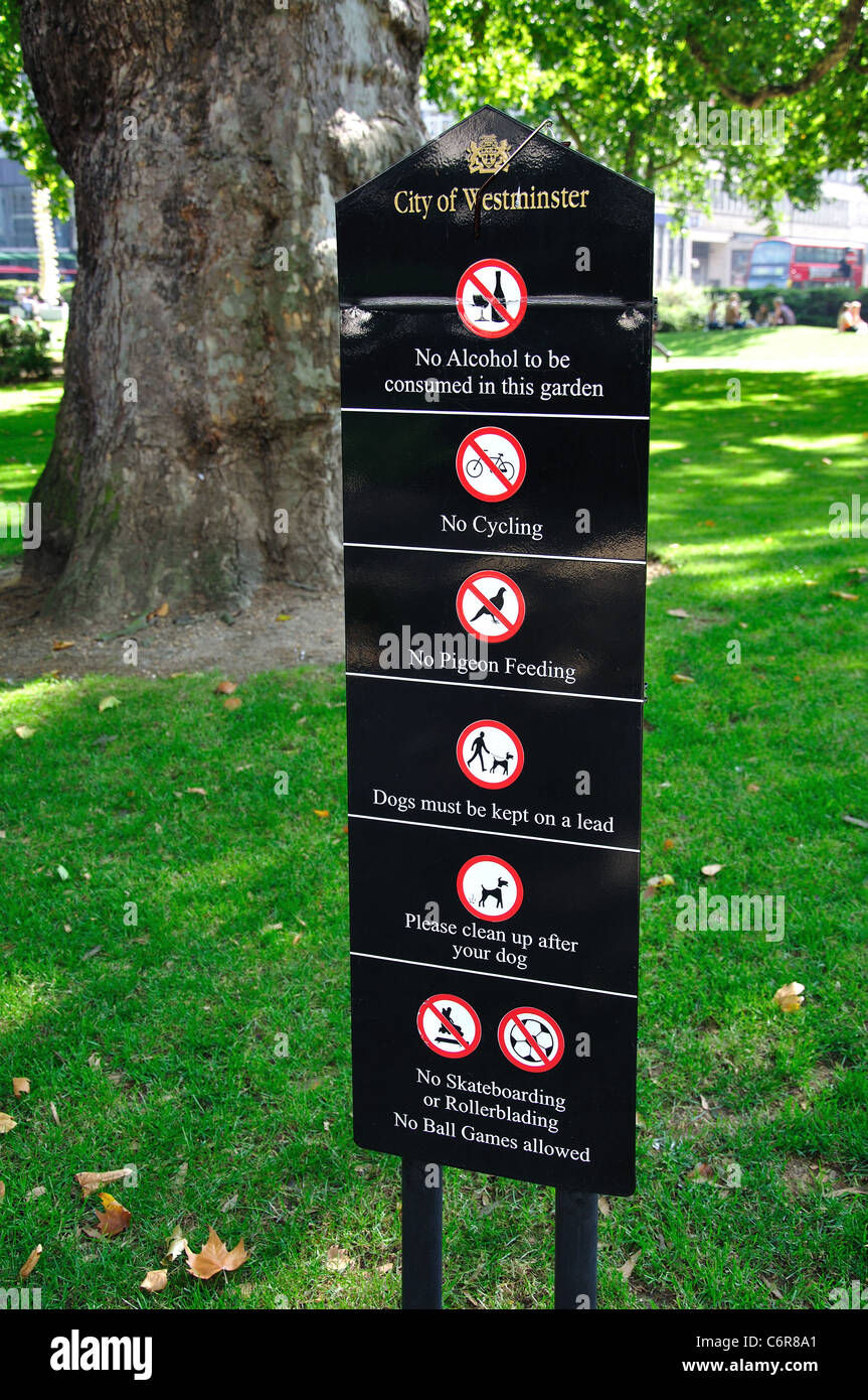 Park regulations sign, Cavendish Square, Marylebone, City of Westminster, Greater London, England, United Kingdom Stock Photo