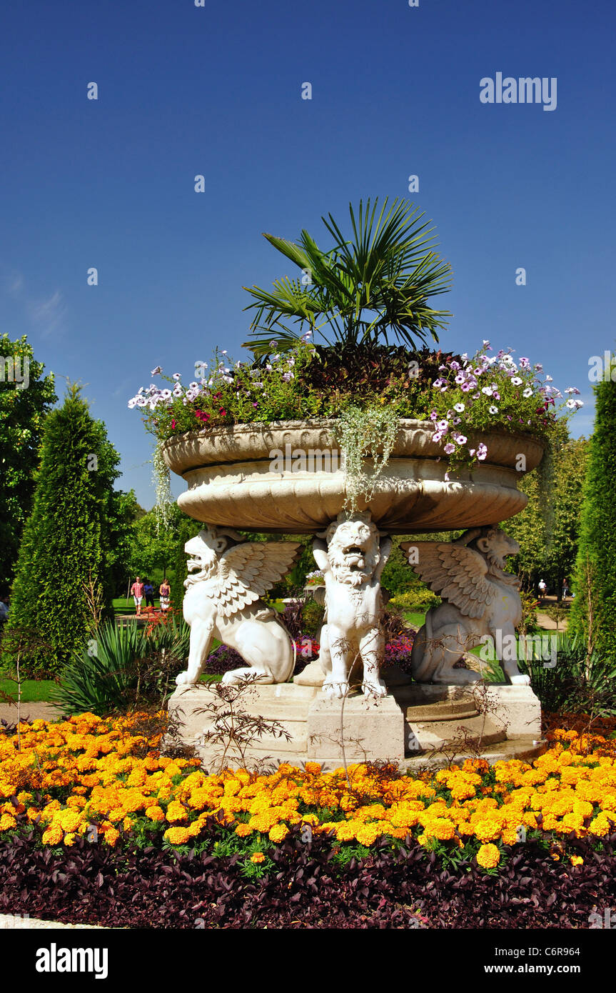 Avenue Gardens, Regent's Park, City of Westminster, Greater London, England, United Kingdom Stock Photo