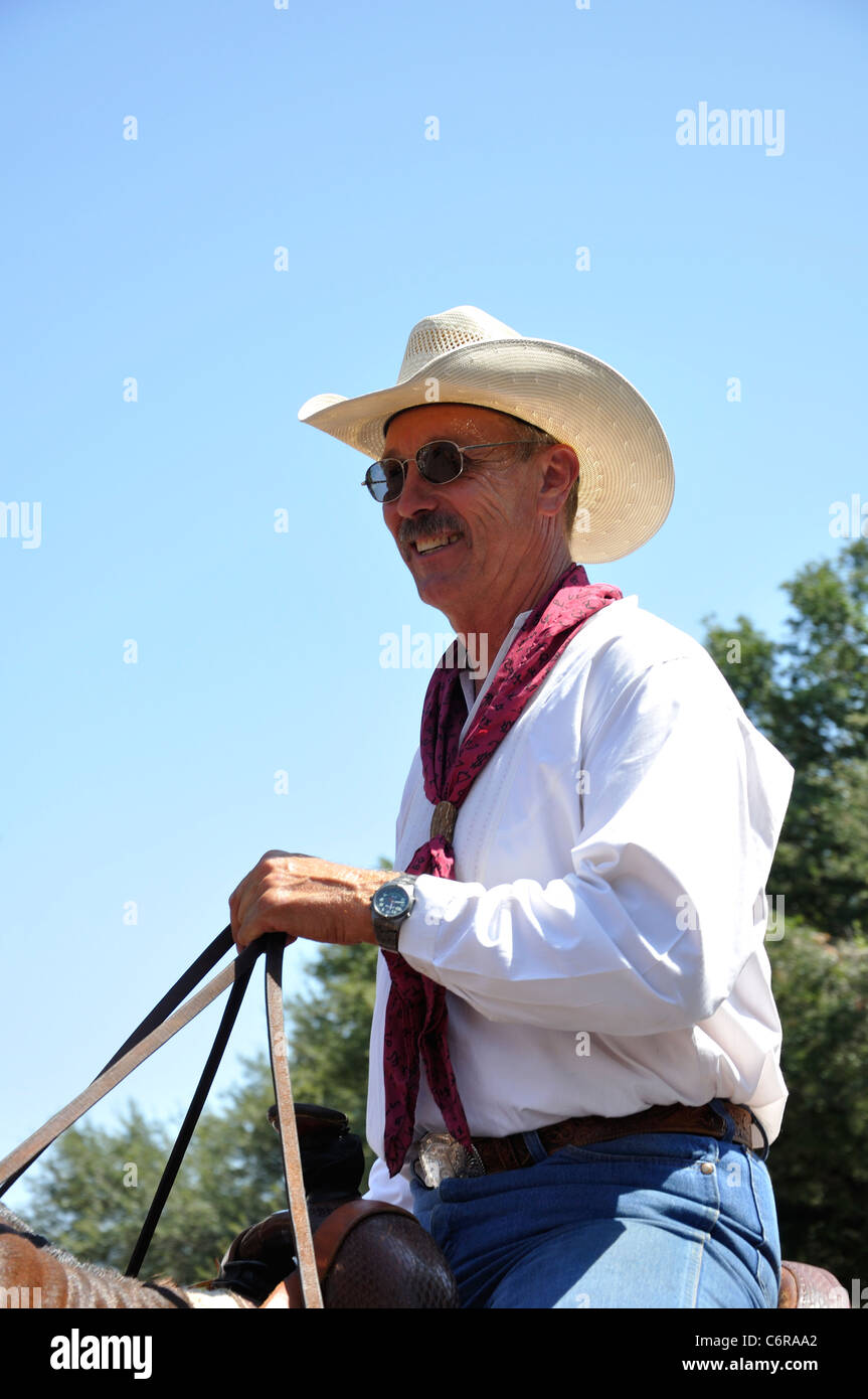 Fort worth texas cowboy hat hi-res stock photography and images - Alamy