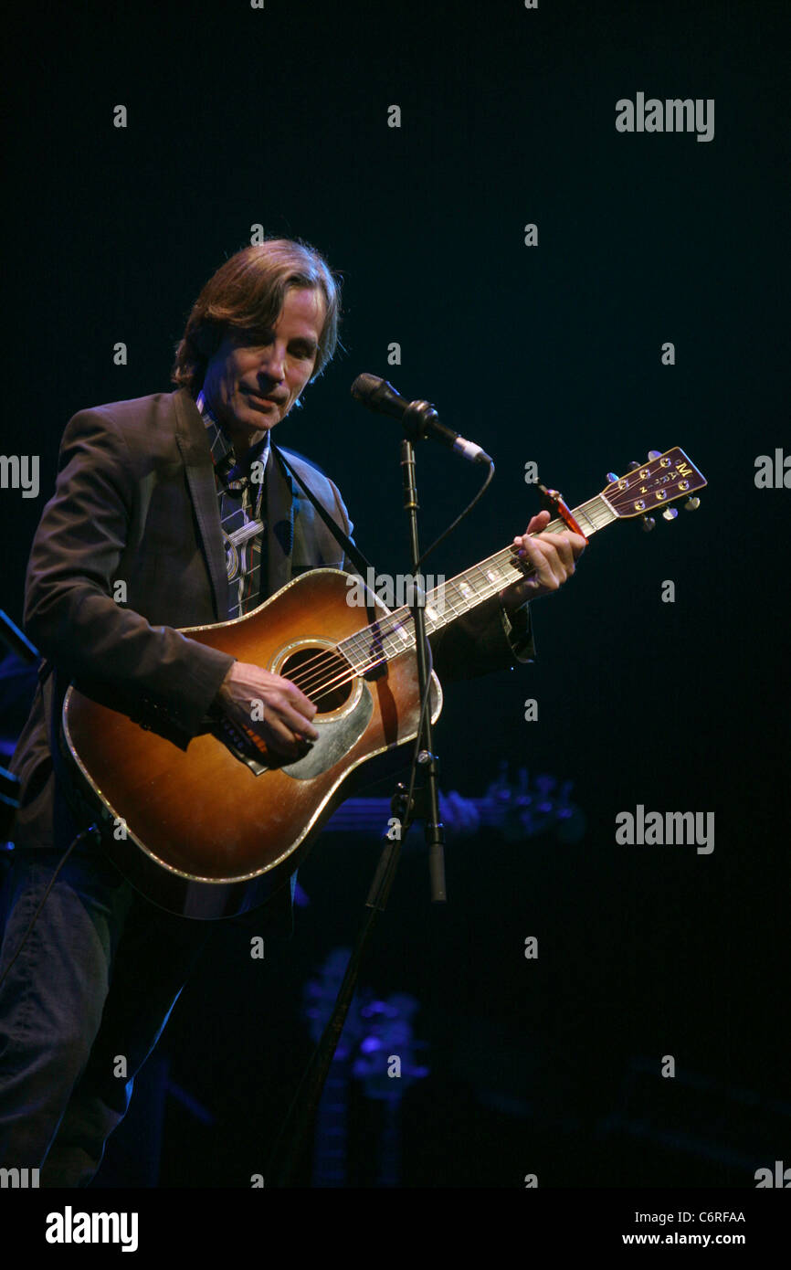 Jackson Browne performing live at Heineken Music Hall in Amsterdam ...