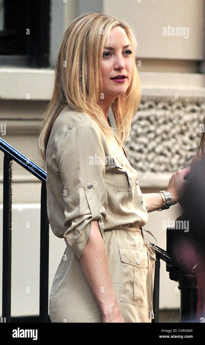 Kate Hudson, filming on the set of new movie 'Something Borrowed'. New