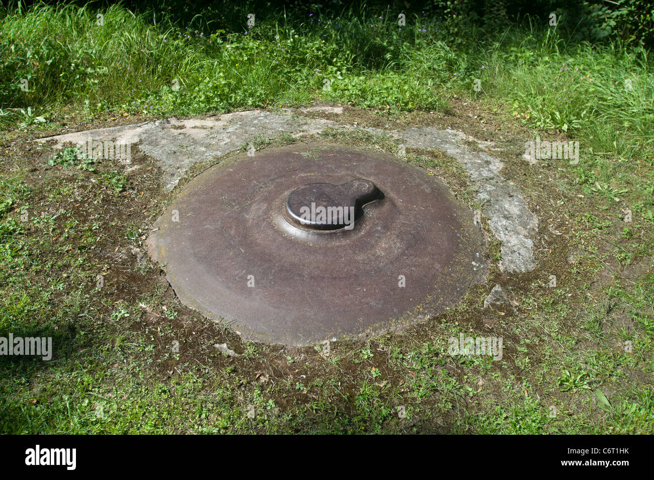 Maginot Line Periscope Observation Cloche Stock Photo Alamy Maginot Line Periscope Observation Cloche Stock Photo Alamy
