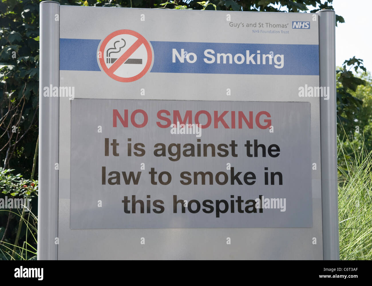 No smoking hospital hi-res stock photography and images - Alamy