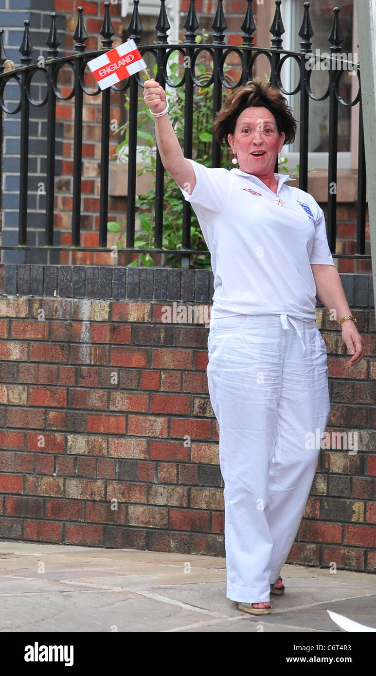 Coleen Rooney Held A Party At Her Mums House To Watch The First England Game Against The Usa Guests Included A Sven Goran Stock Photo Alamy