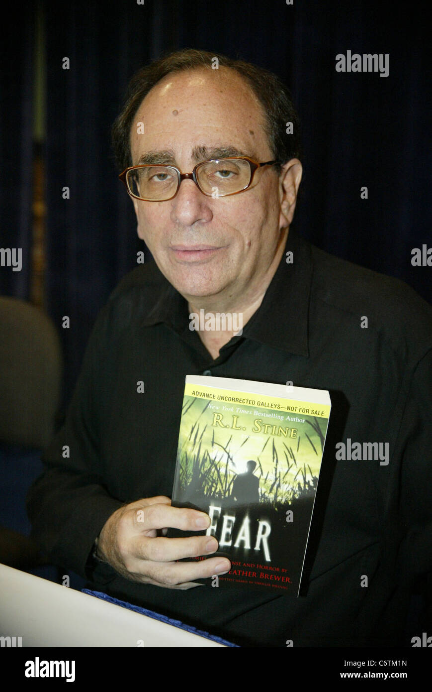 RL Stine BEA (Book Expo America) 2010 Day Two held at the Jacob Javits Center New York City, USA 0 27.05.10 Stock Photo