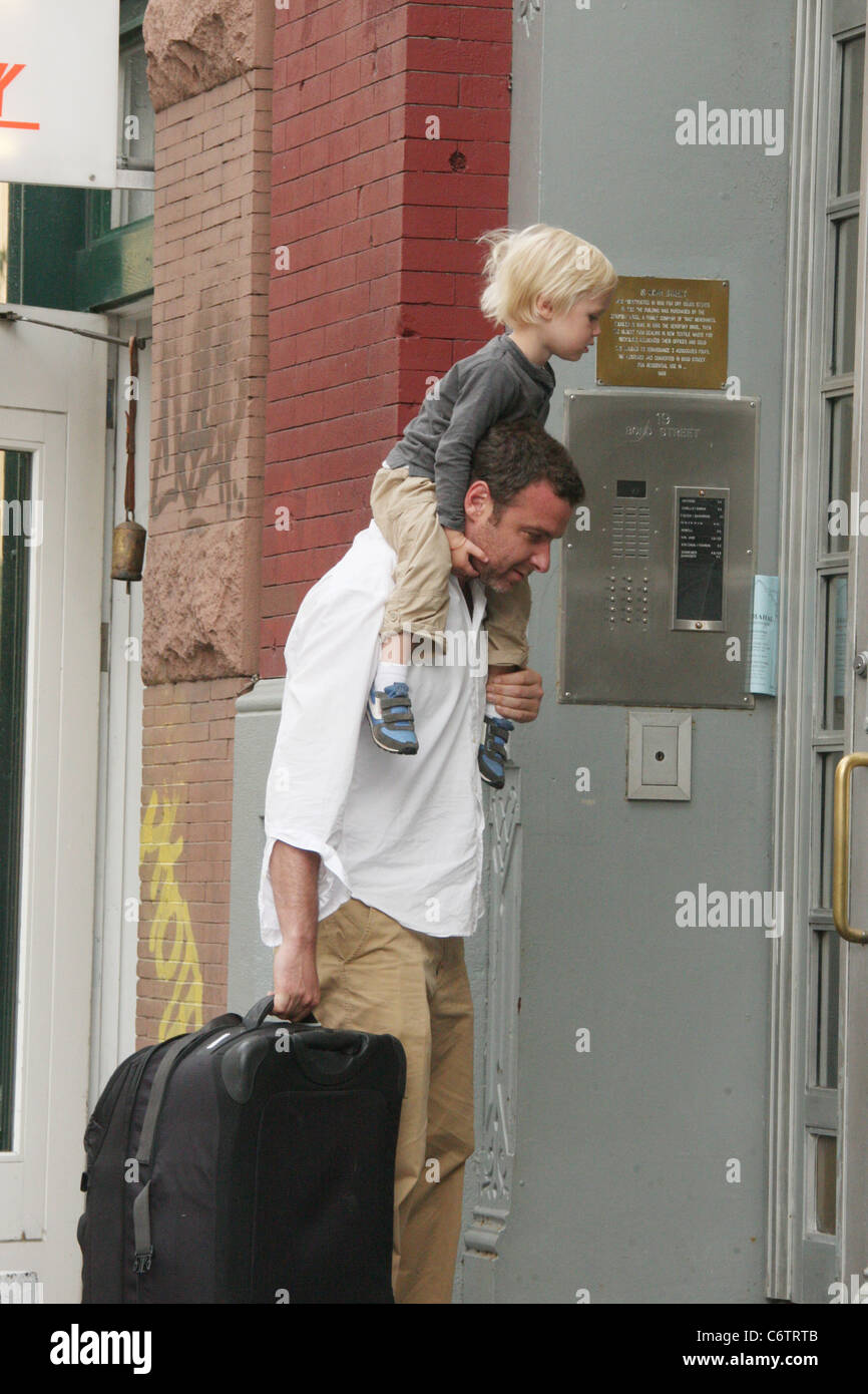 Naomi Watts' husband Liev Schreiber and son Samuel Kai return back to their New York home from JFK airport New York, USA - Stock Photo