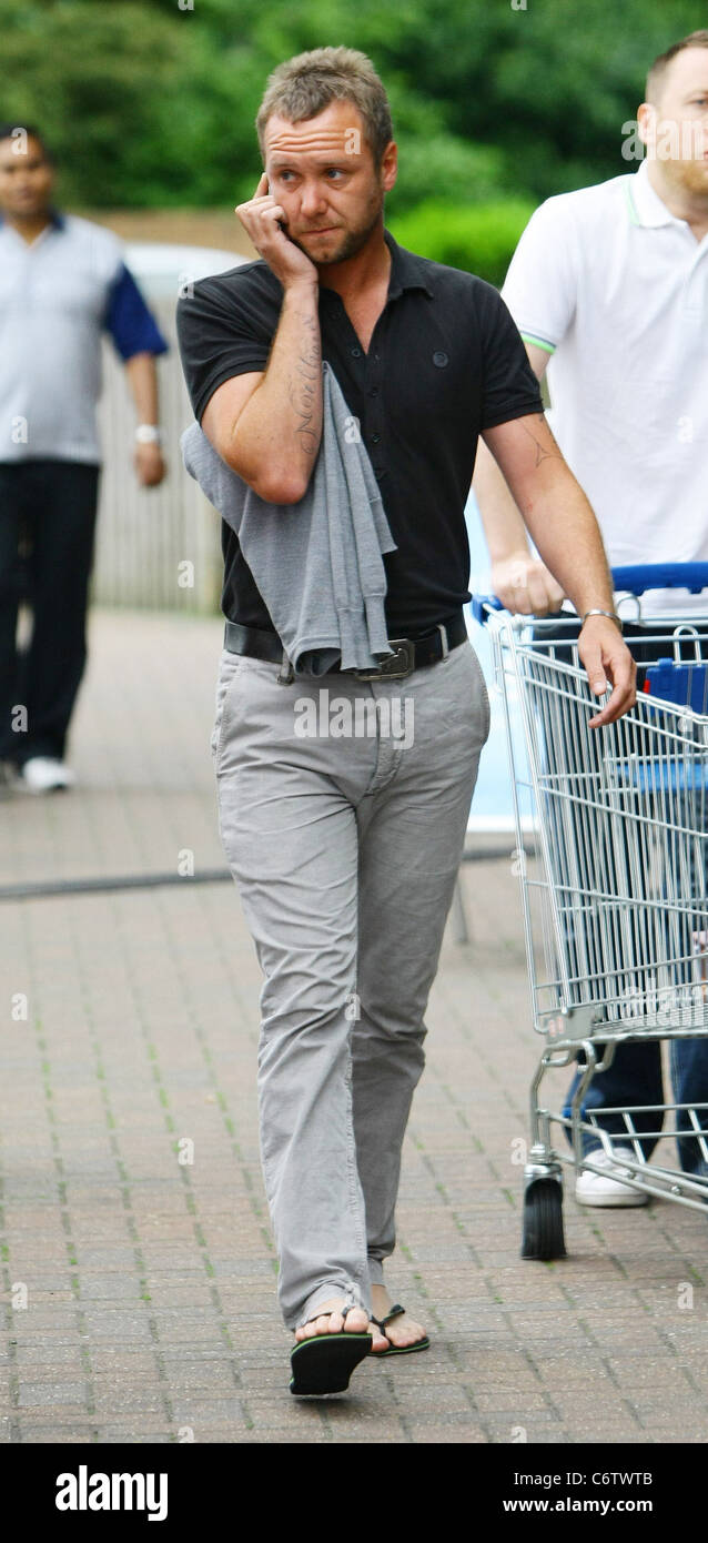 Kerry Katona's new boyfriend Adam Waldron goes shopping at Ikea in