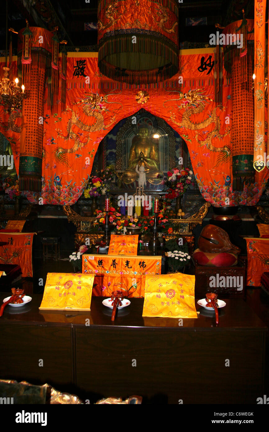 China Altar High Resolution Stock Photography and Images - Alamy