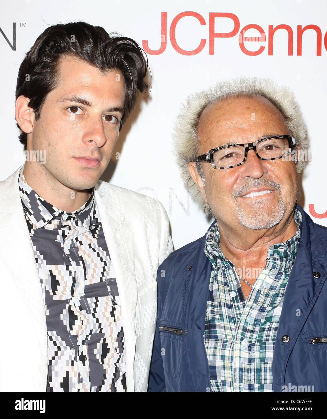 Mick Ronson High Resolution Stock Photography and Images Alamy