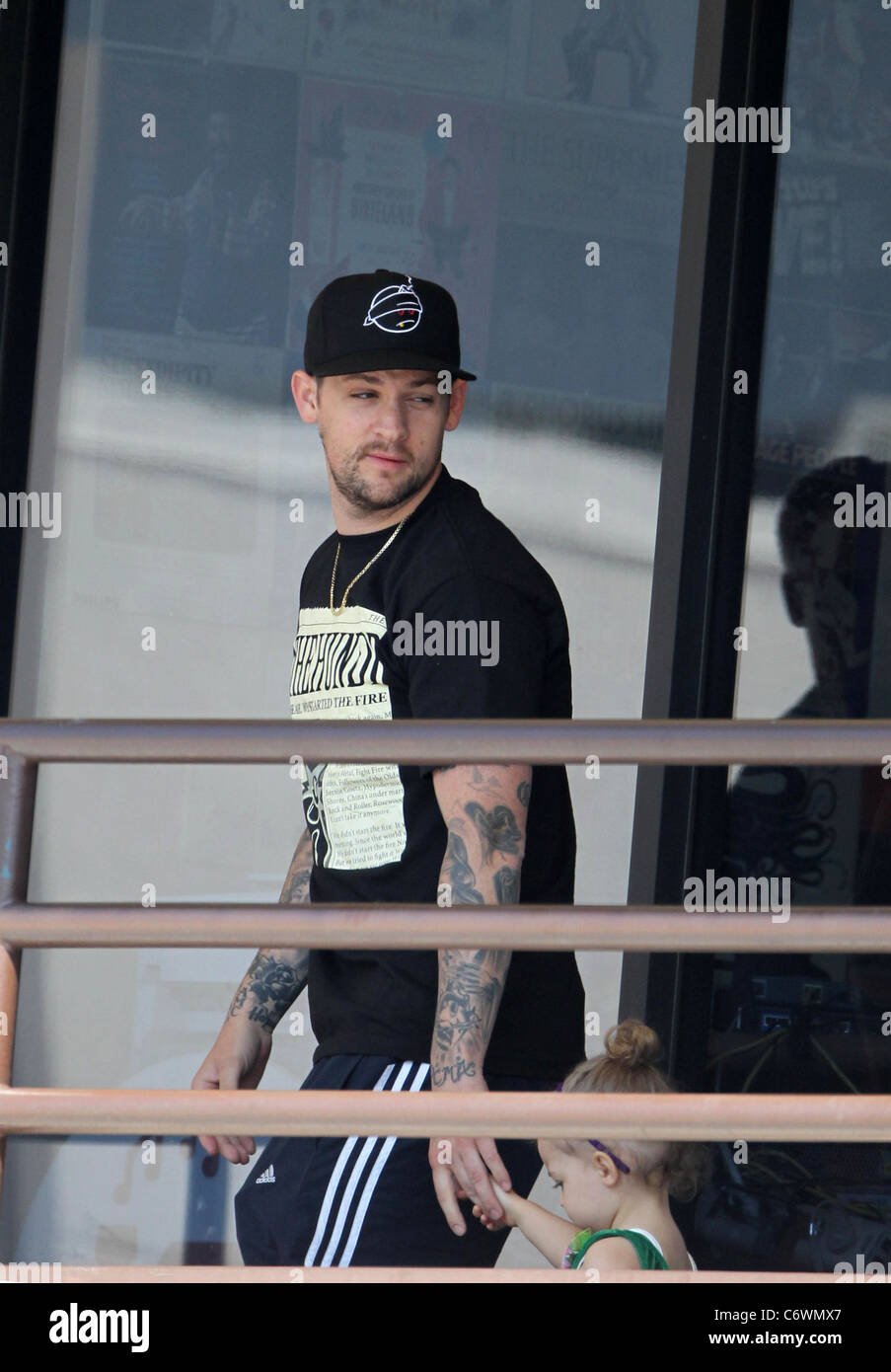 Joel Madden takes his daughter, Harlow, to a dance class in Toluca Lake(01)