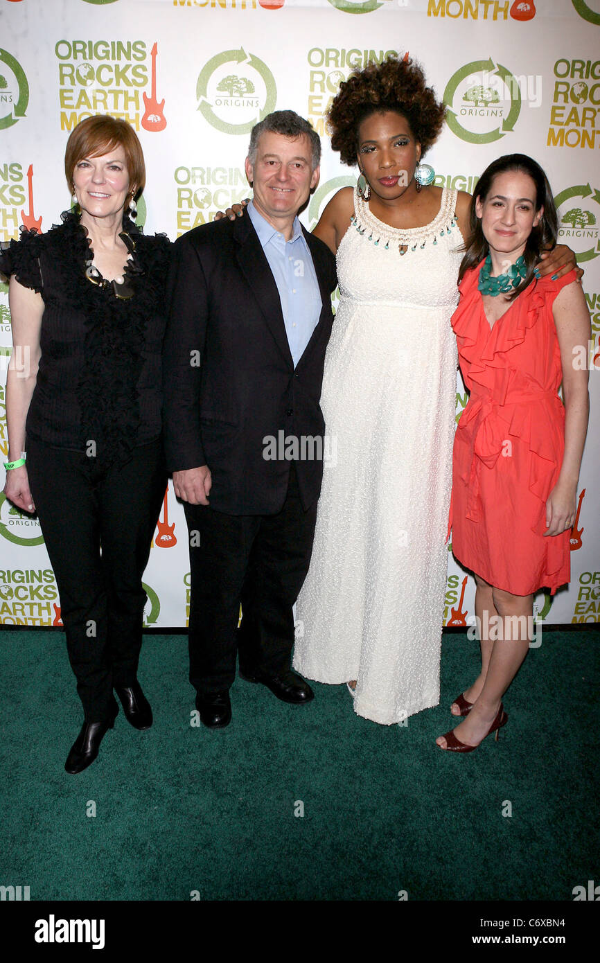 Lynn Green, William Lauder, Macy Gray, Jane Lauder Concert benefiting Origins Global Earth Initiatives at Webster Hall New York Stock Photo