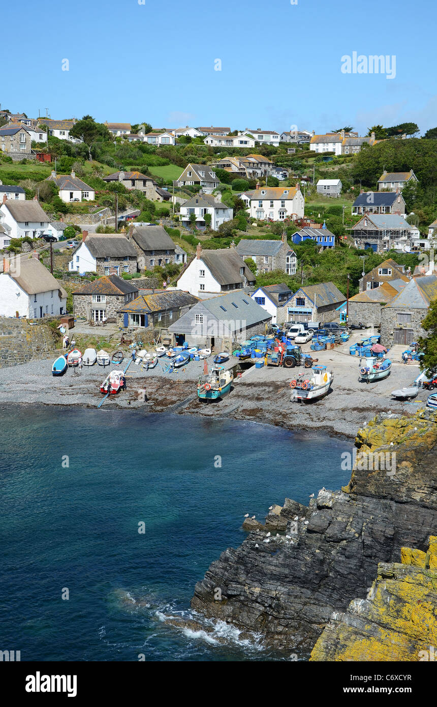 The charming fishing village of Cadgwith in Cornwall, UK Stock Photo