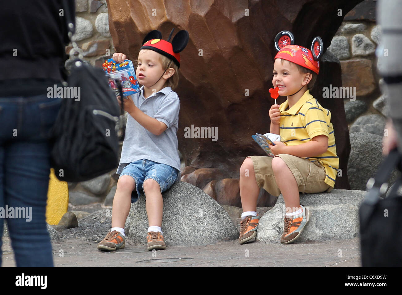 Britney spears's children Jayden james and Sean Preston spend the mothers day weekend together at Disney Land. The kids are Stock Photo