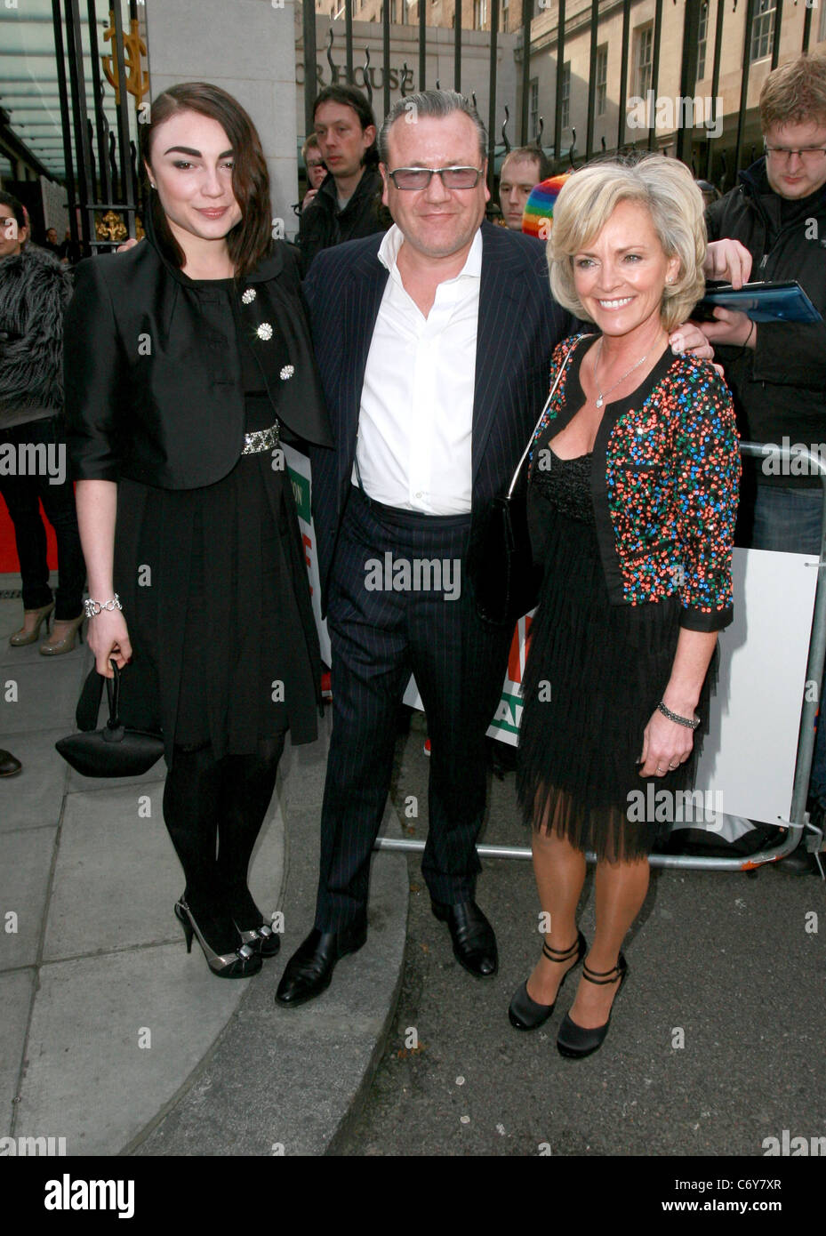 Ray Winstone with his wife Elaine Winstone, and daughter Lois Winstone, The Empire Film Awards 2010 - Outside Arrivals London, Stock Photo