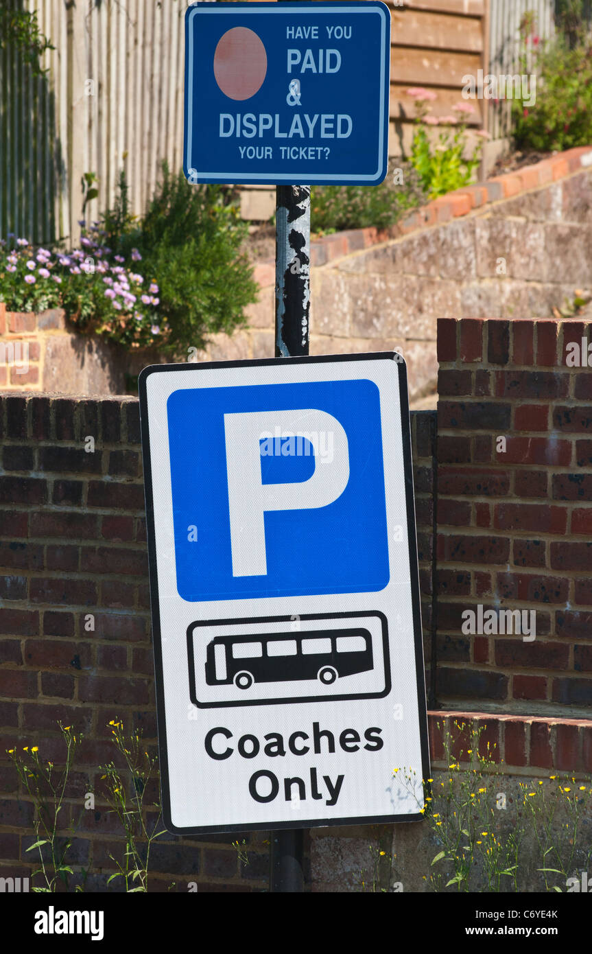 Coach parking sign hires stock photography and images Alamy