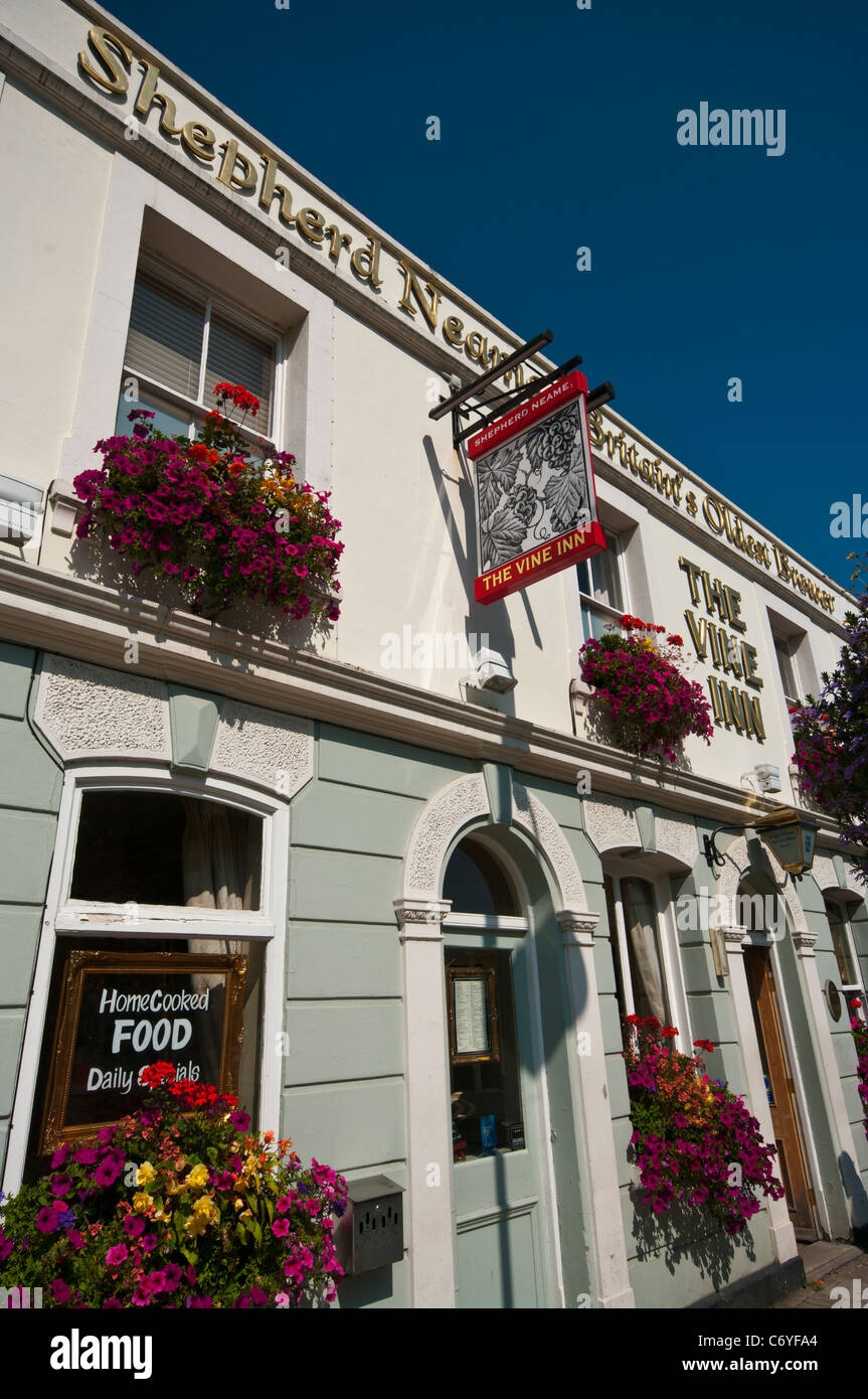 The Vine Inn Shepherd Neame Pub Tenterden Kent UK Pubs Stock Photo Alamy