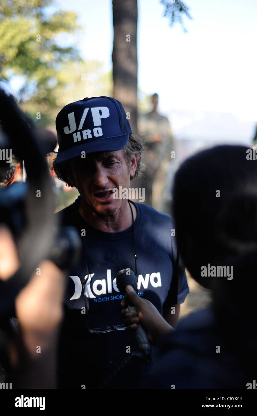 Sean Penn visits the island of Haiti after the Earthquake disaster