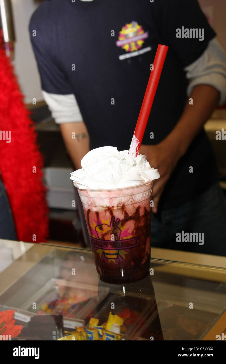 Aubrey O'Day's Milkshake Los Angeles, California, USA - 13.03.10 RHS Stock Photo