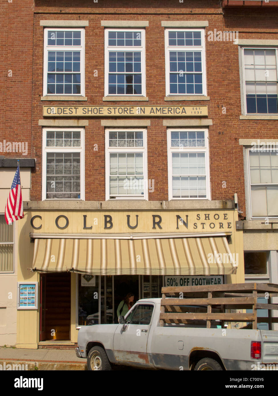 Old fashioned store front america hires stock photography and images