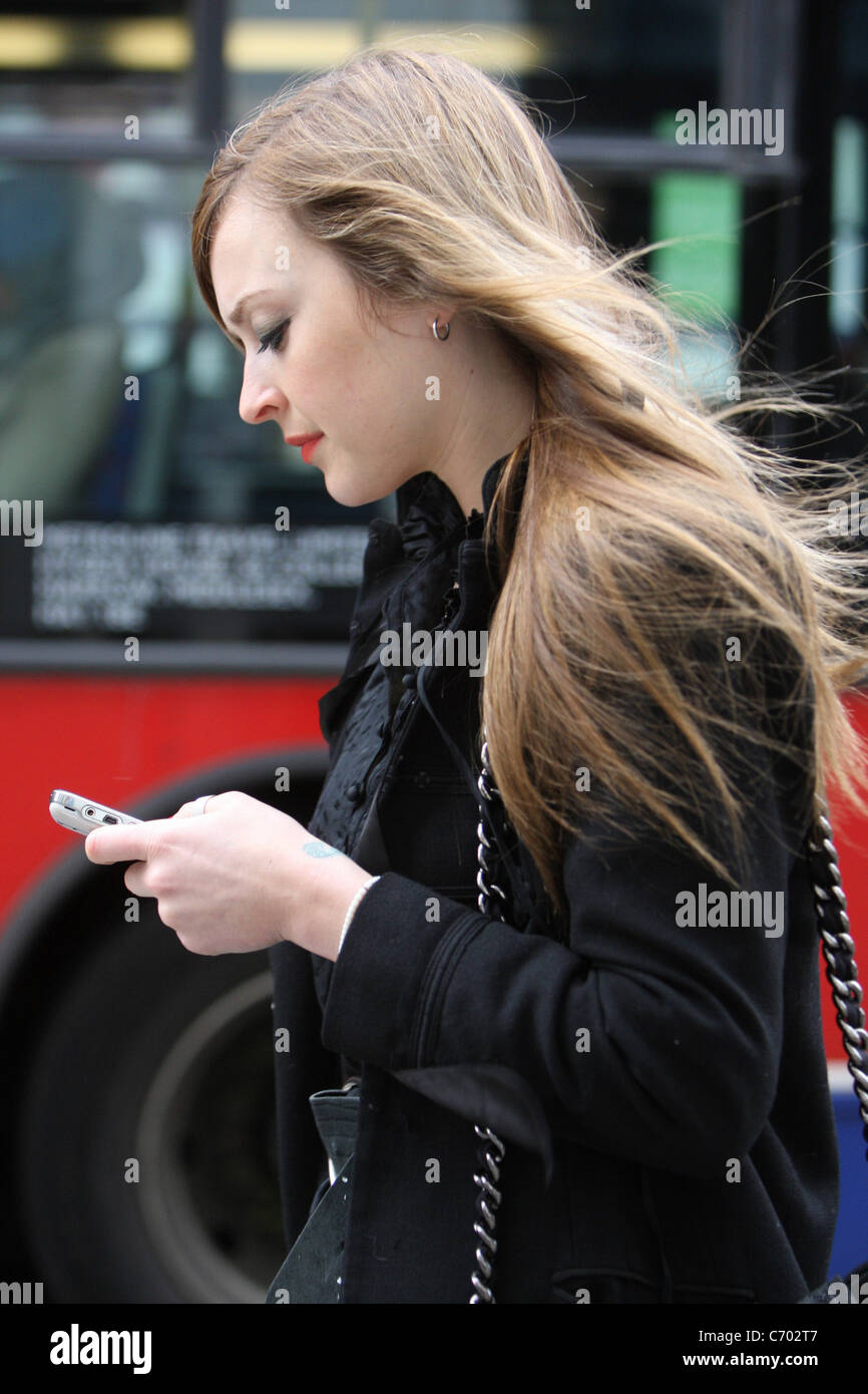 Fearne Cotton With Her Hair Dyed Brown With Blonde Streaks After