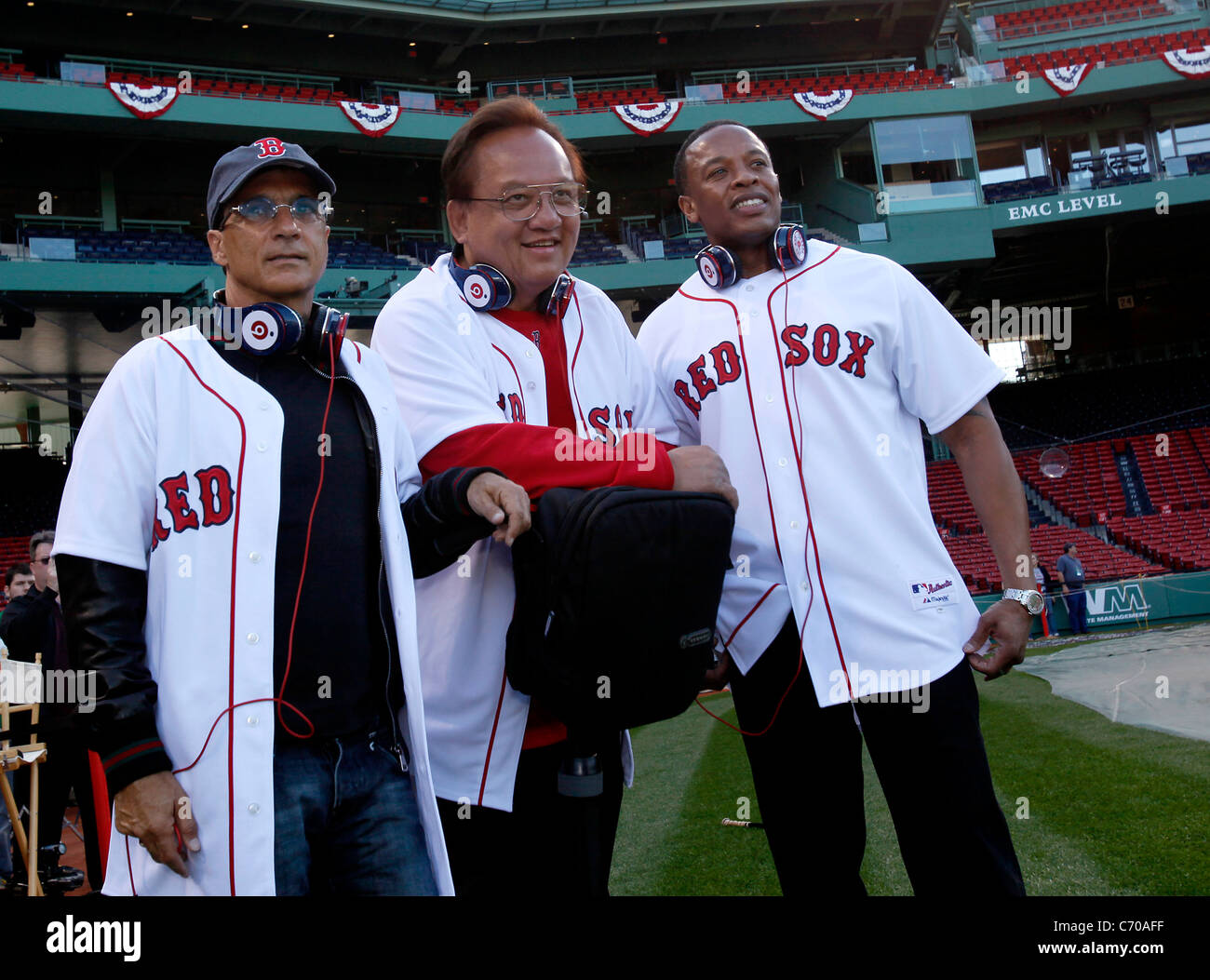 Jimmy iovine fenway park hires stock photography and images Alamy