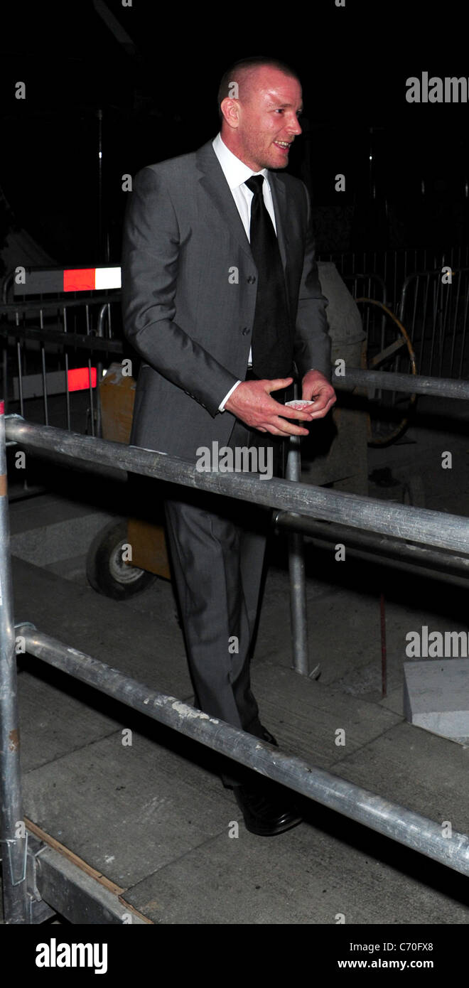 Guy ritchie leaving scotts restaurant london hi-res stock photography ...