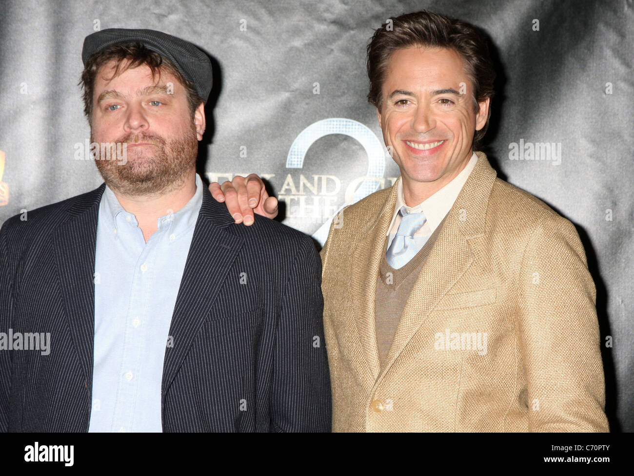 Robert Downey Jr, Zach Galifianakis ShoWest 2010 Warner Brothers