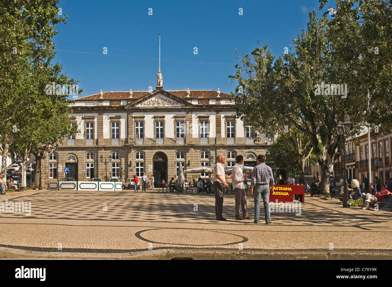 EUROPE PORTUGAL AZORES Terceira Angra do Heroismo main square with Town Hall Stock Photo