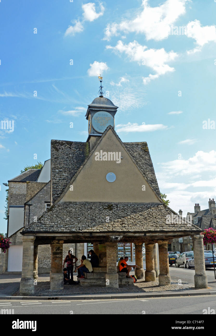 The old Buttercross, Witney, Oxfordshire, England Stock Photo Alamy