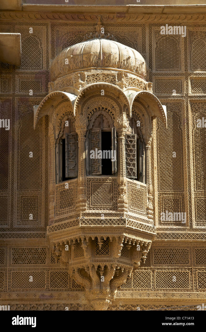Lattice work around window Patwa-ki-Haveli Jaisalmer Western Rajasthan India Stock Photo