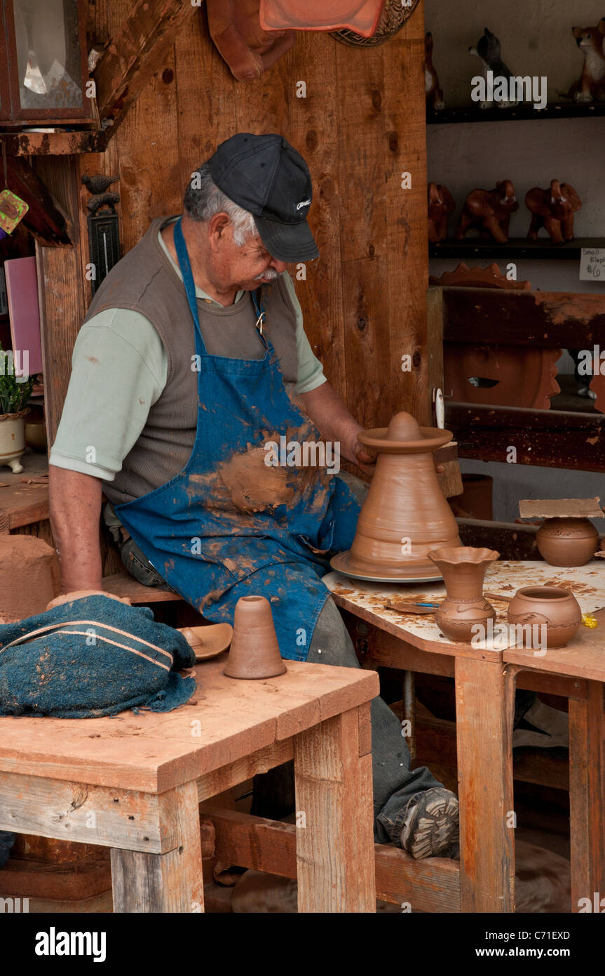 Pottery maker at work in Old Town San Diego Stock Photo Alamy