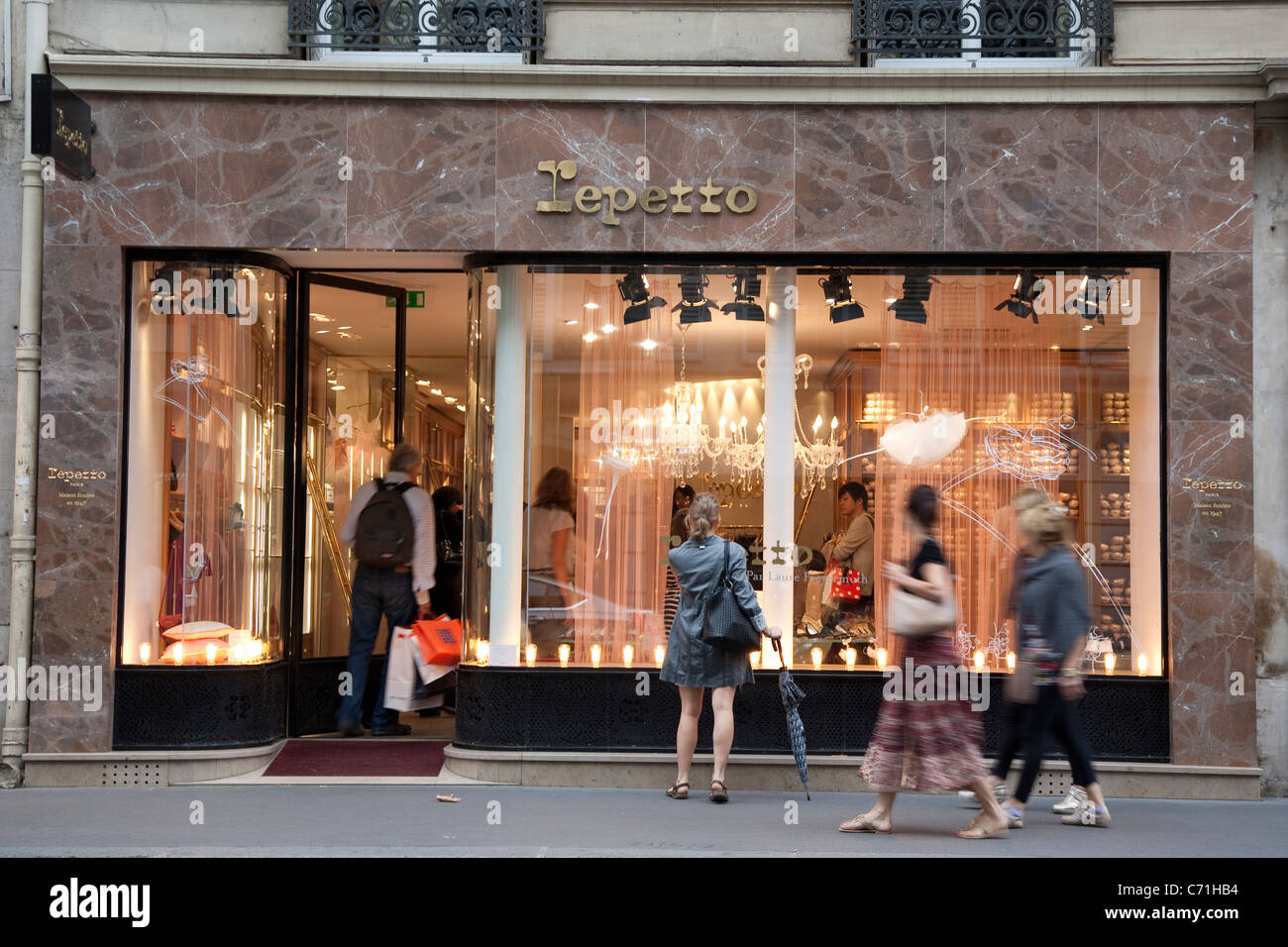 Repetto Shop; Rue du Four; Paris; France Stock Photo - Alamy