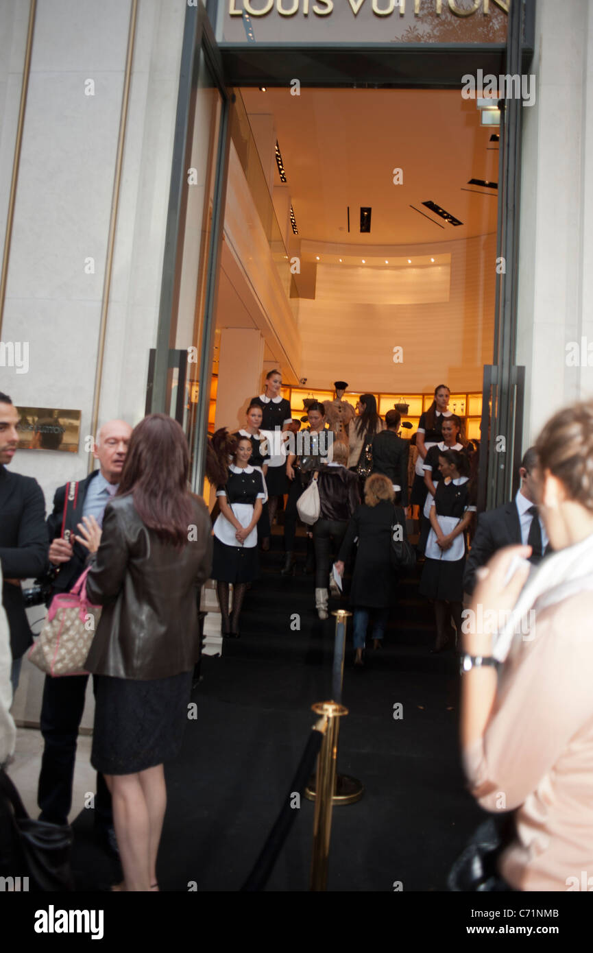 Paris, France, Crowd Outside, Louis Vuitton, LVMH Luxury Clothing
