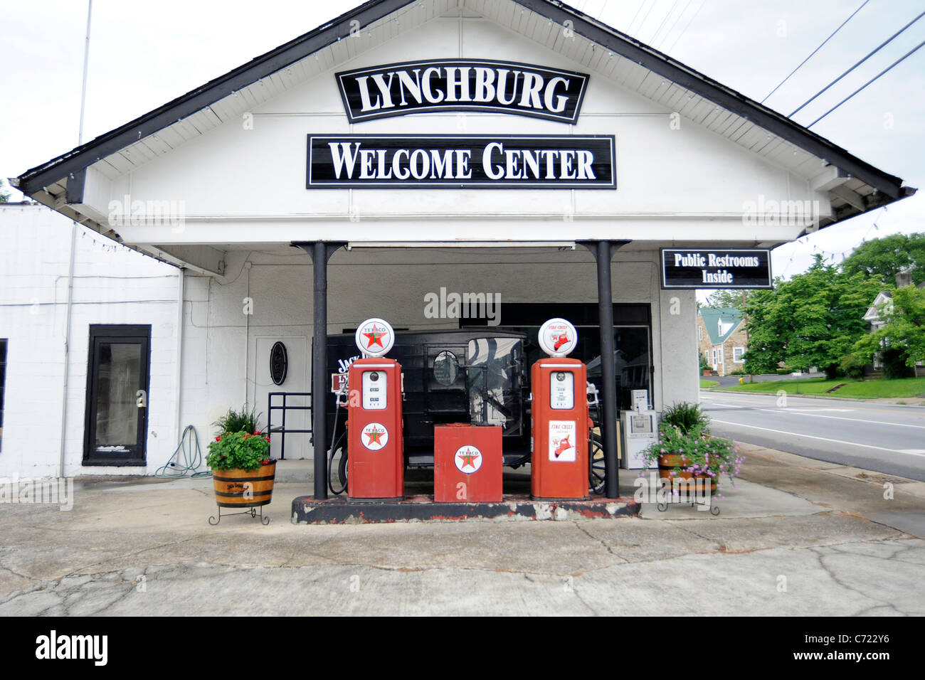 Gas / Petrol station in Lynchburg Stock Photo Alamy