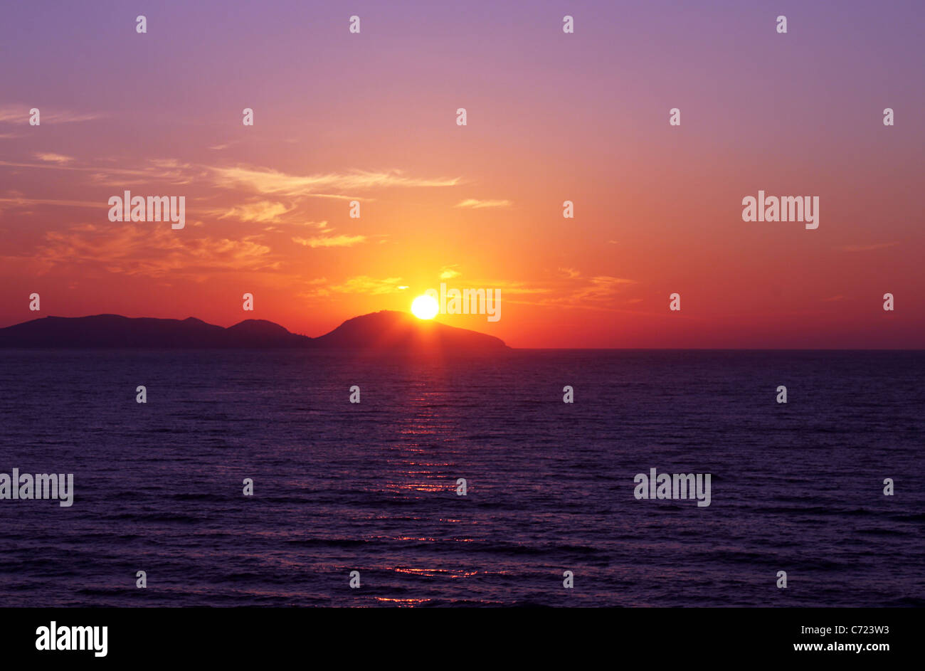 Beautiful ray of rising sun hi-res stock photography and images - Alamy