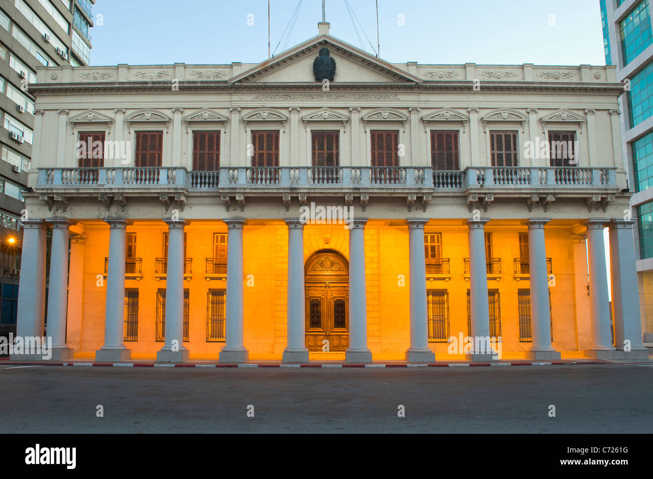 Edificio José Artigas, Former National Government office, Edificio Montevideo, Plaza Independencia, Montevideo, Uruguay Stock Photo