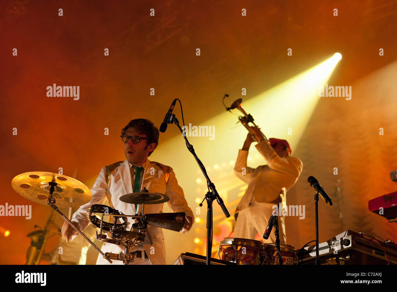 Montreal Jazz Festival, musicians on stage Stock Photo - Alamy