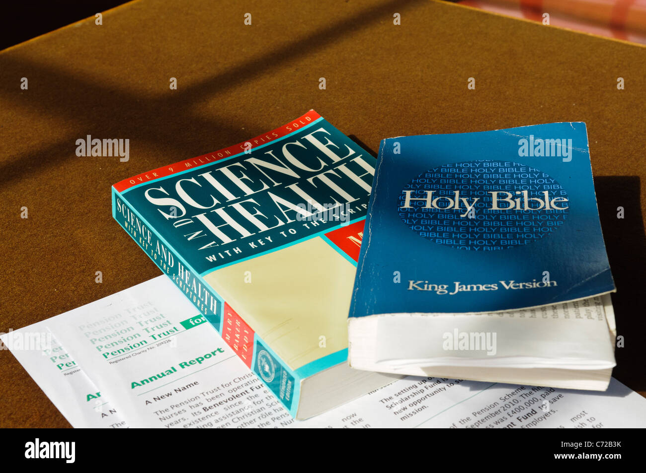Science and Health, the book of the Church of Jesus Christ Scientist with a bible Stock Photo