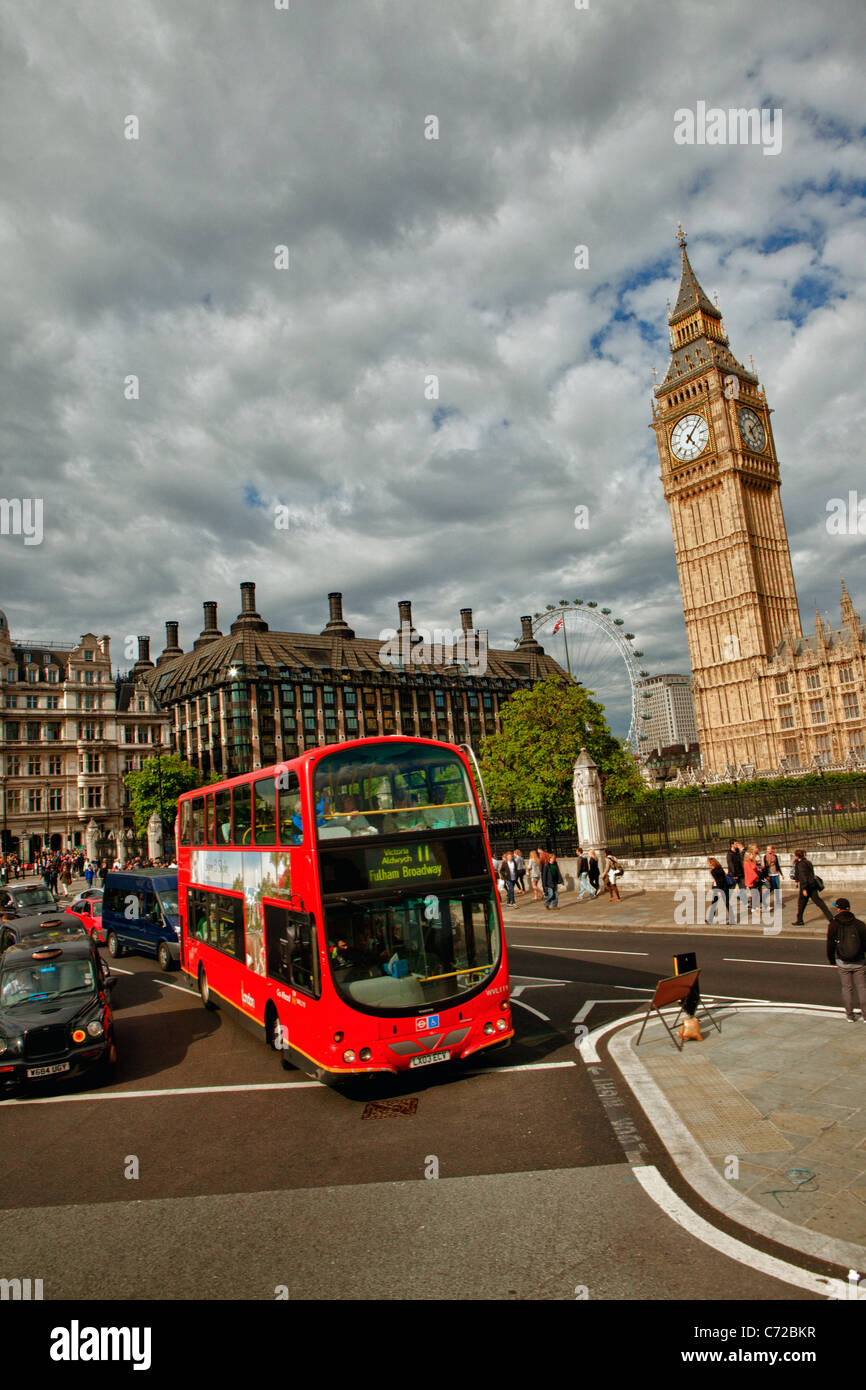 Double Decker bus in front of House of Parliament and Big Ben, London, England Stock Photo