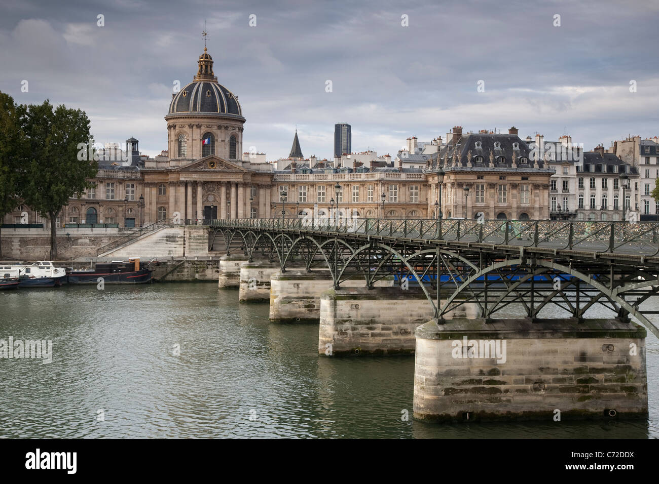 Pont des Arts Bridge over the River Seine, Paris, France Stock Photo ...