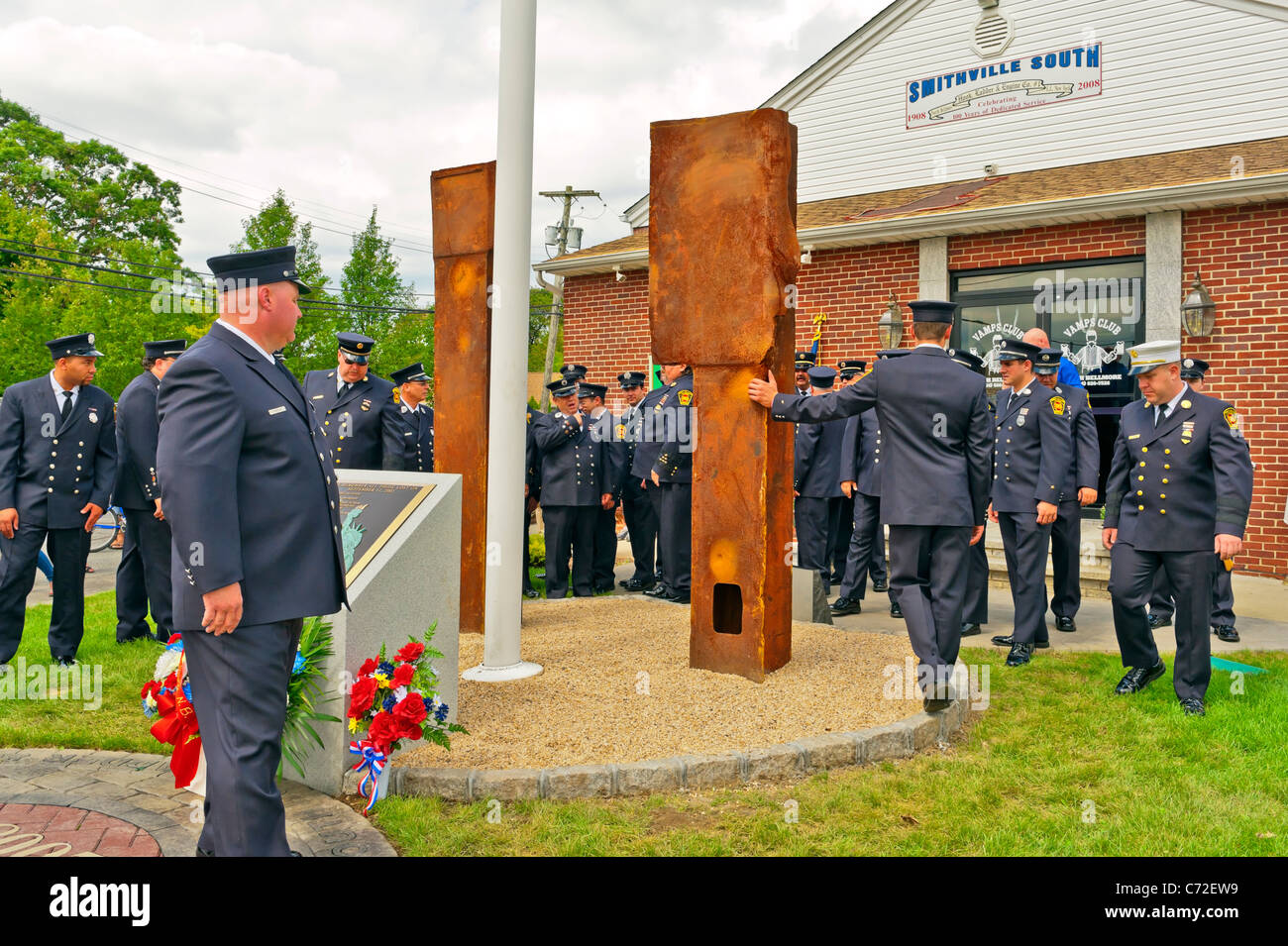 9 11 fire department hires stock photography and images Alamy