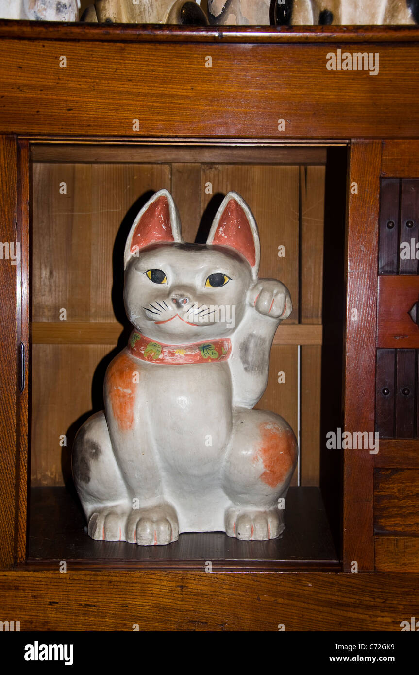 Maneki Neko waving fortune cat Stock Photo