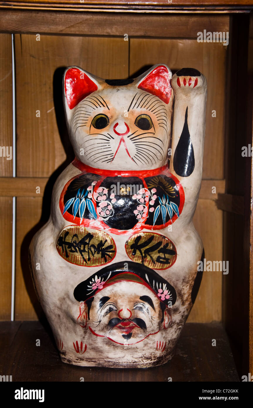 Maneki Neko waving fortune cat Stock Photo