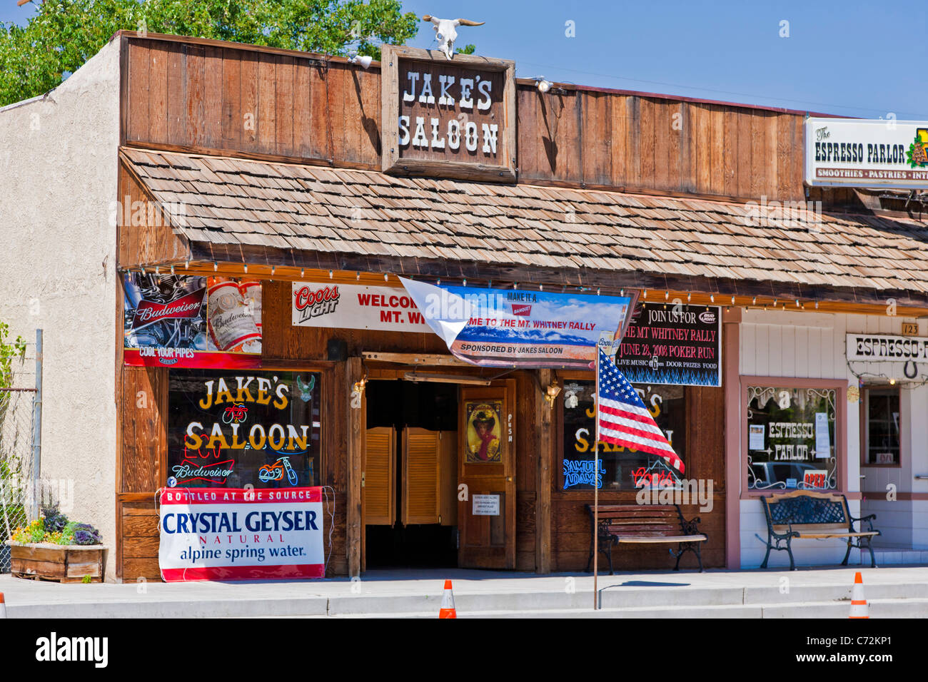 Jake's Saloon on Main Street, Lone Pine in the Owens Valley, just east of the Sierra Nevada Mountains, California USA. JMH5313 Stock Photo