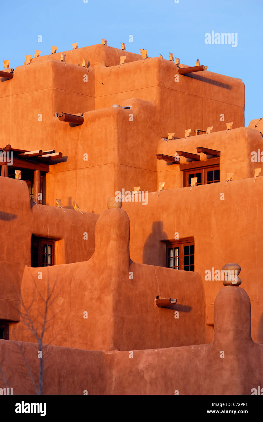 Facade of the La Fonda Hotel, Santa Fe, New Mexico Stock Photo - Alamy